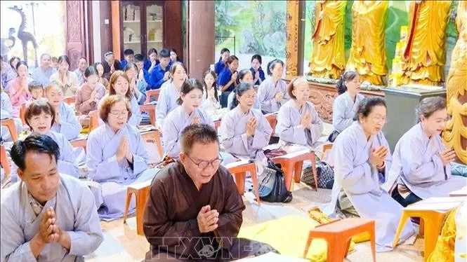 Phat Tich Pagoda preserves Vietnamese spirit in Vientiane, Laos