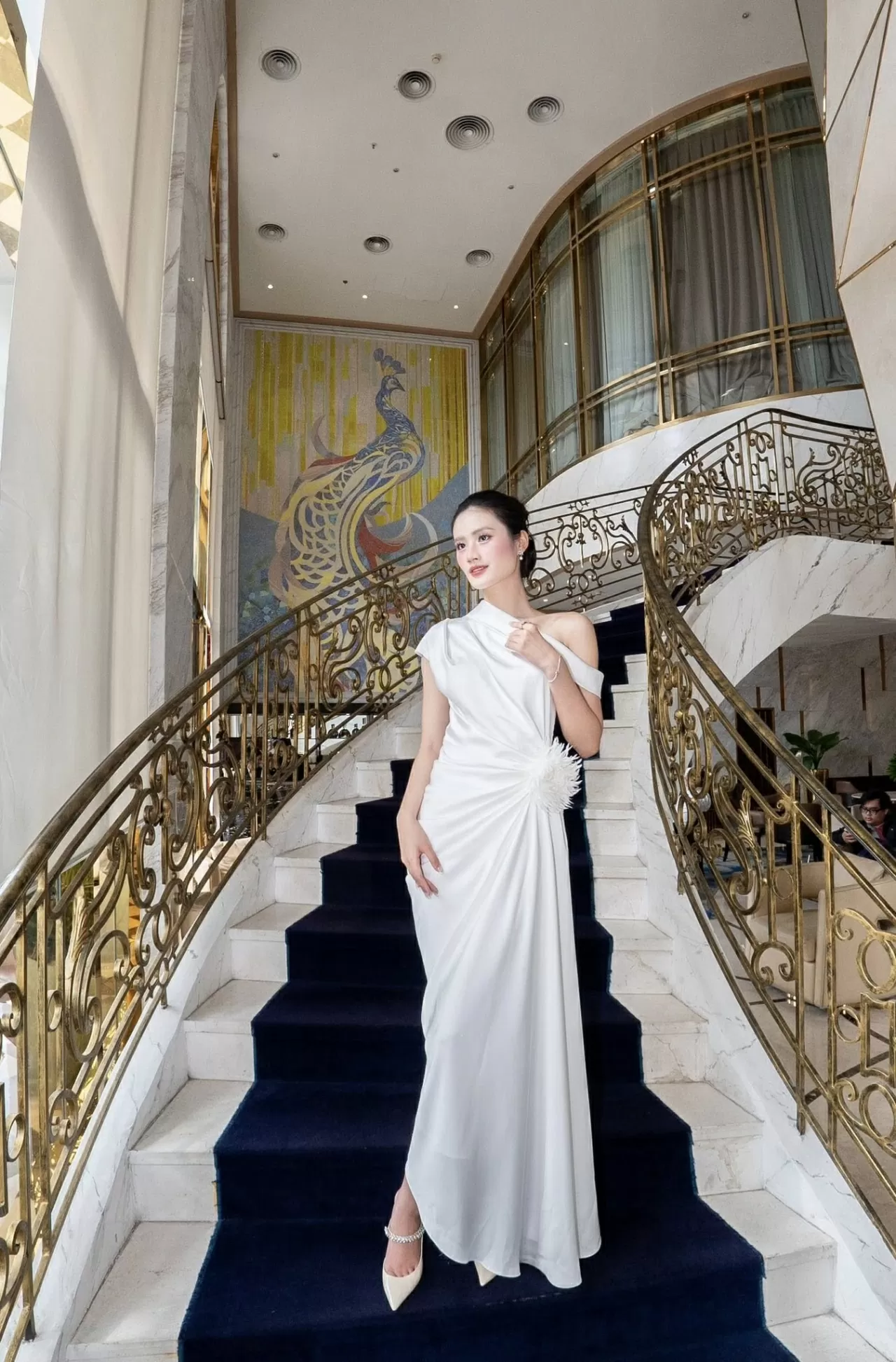 Hoa hậu Huỳnh Trần Ý Nhi