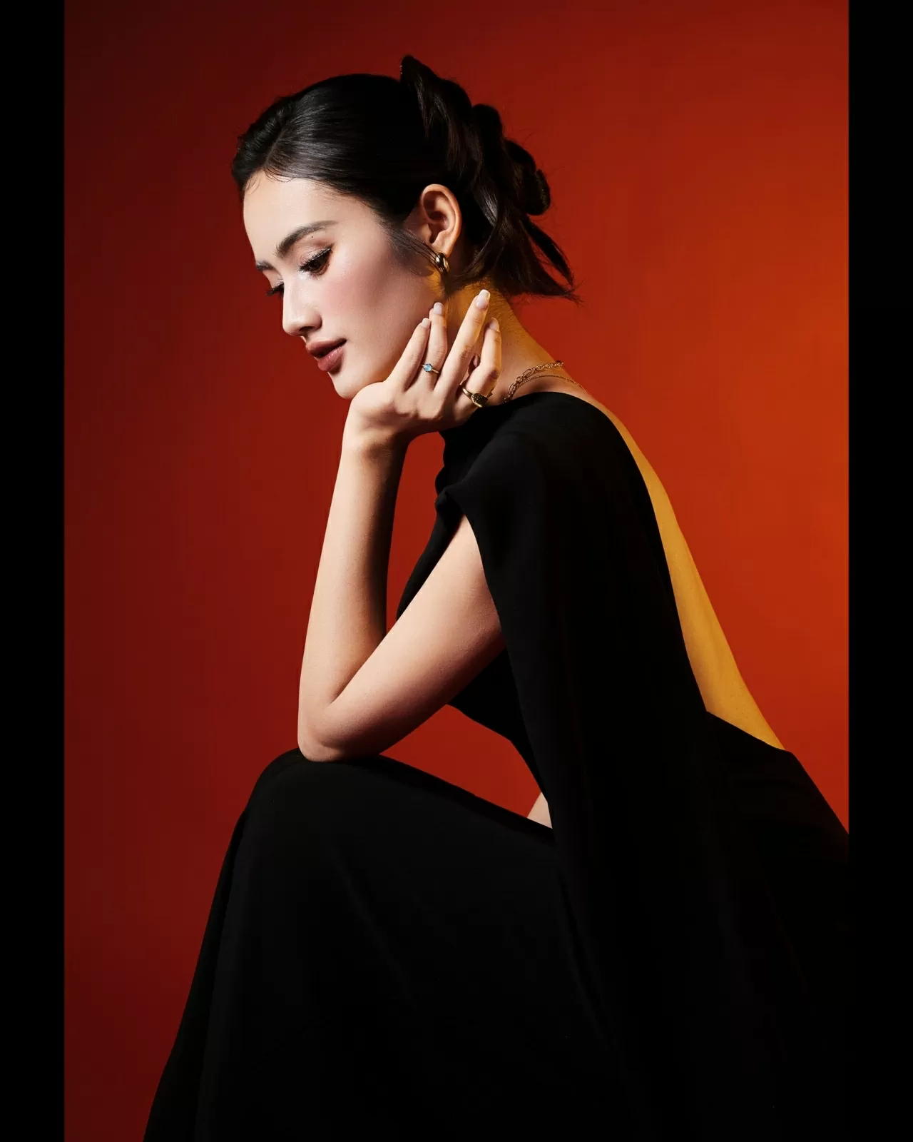 Hoa hậu Huỳnh Trần Ý Nhi