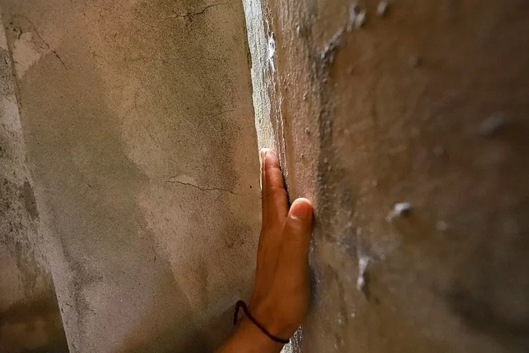 Phú Thọ: Nhà người dân sụt lở nghiêm trọng