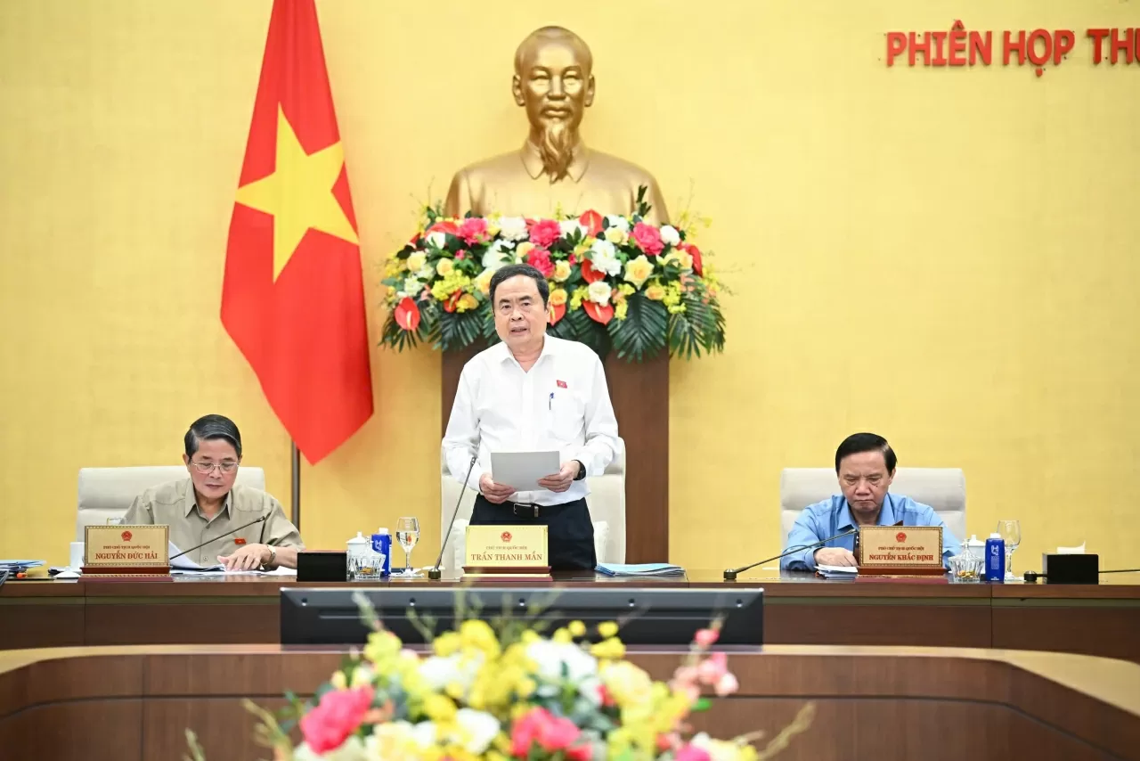 Ủy ban Thường vụ Quốc hội thông qua 3 Nghị quyết; Chính phủ dự kiến trình 90 nội dung tại kỳ họp thứ 10
