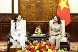Phó Chủ tịch nước Võ Thị Ánh Xuân tiếp nữ phi hành gia Amanda Nguyễn
