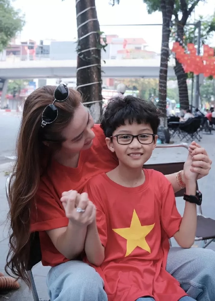 Diễn viên Phan Minh Huyền tuổi 35, du lịch tái tạo năng lượng, chờ dự án phim mới