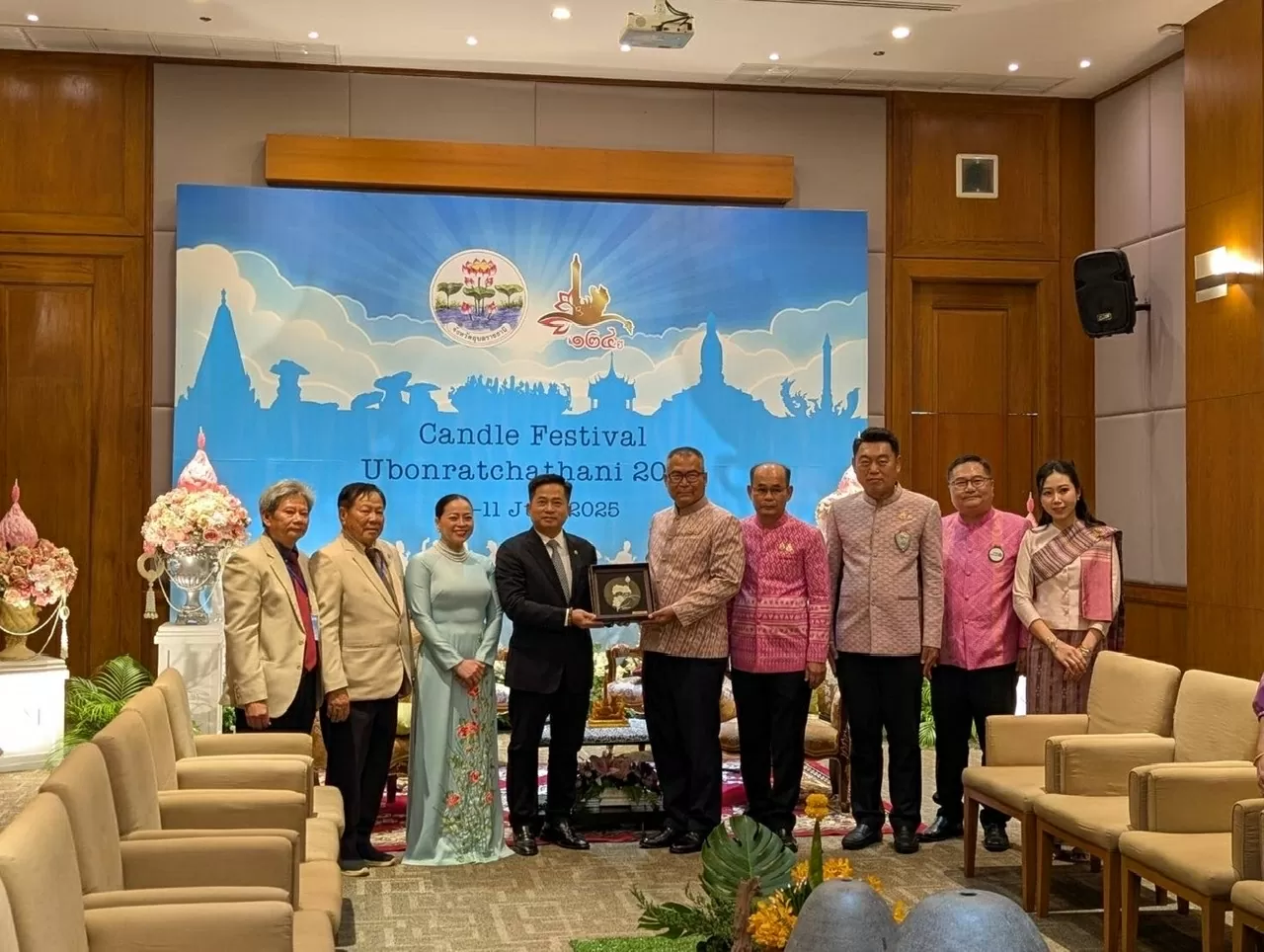 Le consul général vietnamien Dinh Hoang Linh a jugé nécessaire de créer un nouvel élan à la coopération décentralisée entre les deux pays. Photo : baoquocte.vn Le consul général vietnamien Dinh Hoang Linh a jugé nécessaire de créer un nouvel élan à la coopération décentralisée entre les deux pays. Photo : baoquocte.vn