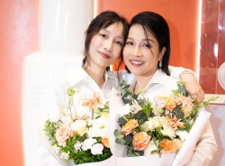 Thực hiện tour diễn tại Nhật Bản và Hàn Quốc, con gái Mỹ Anh là khách mời đầu tiên của ca sĩ Mỹ Linh
