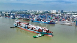 Kinh tế Việt Nam: Vượt ‘thế trận’ khó, tạo điểm sáng nổi bật
