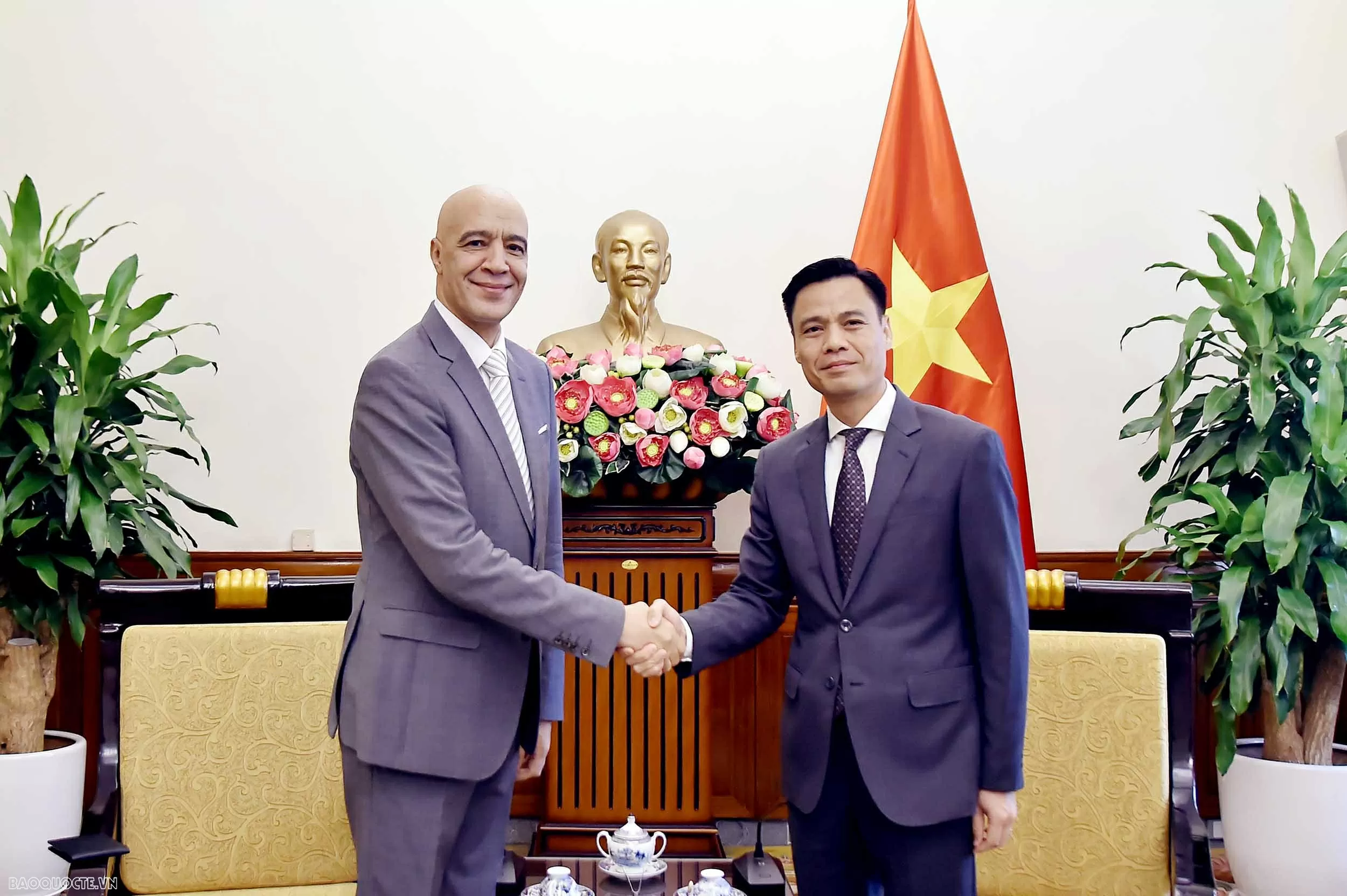 Thứ trưởng Đặng Hoàng Giang làm việc với Đại sứ các nước Cộng đồng Pháp ngữ