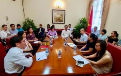 Từ trang giấy trắng đến hành trình trưởng thành – Dấu ấn Đại sứ Nguyễn Thị Nguyệt Nga trong tôi