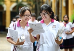 Tuyển sinh đại học 2025: Hơn cả điểm số, bạn trẻ hãy tỏa sáng theo cách riêng và trở thành phiên bản tốt nhất của chính mình