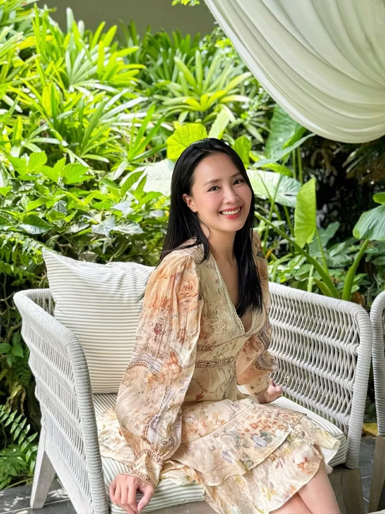 Diễn viên Hồng Diễm