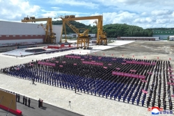 Thực hiện kế hoạch xây dựng quân đội hùng mạnh, Triều Tiên tuyên bố đóng thêm chiến hạm khủng