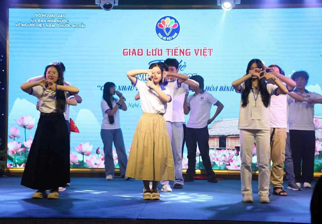Trại hè Việt Nam 2025: 110 kiều bào trẻ cùng chung một tiếng hát