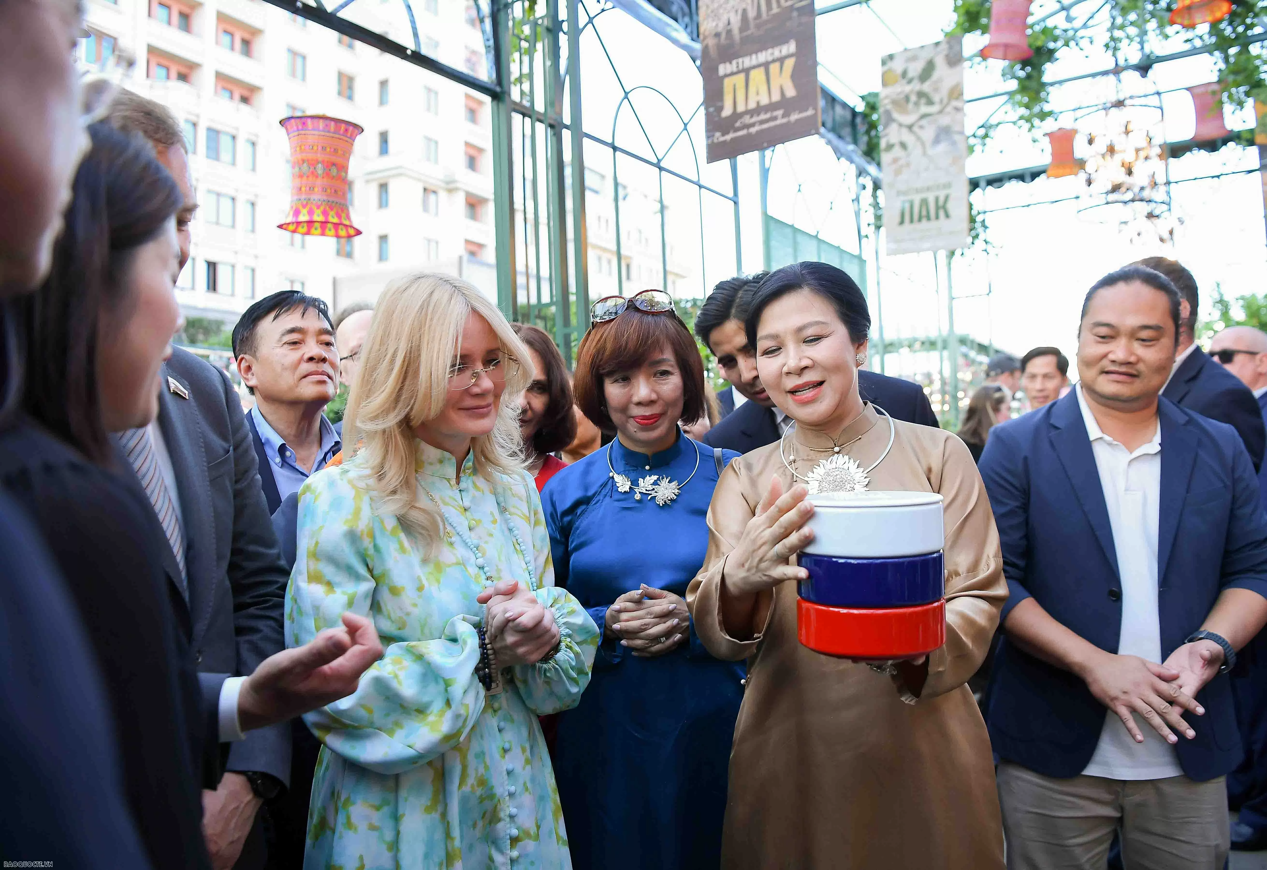 Chiều 25/7, tại Quảng trường Đỏ - trung tâm của nước Nga và Moscow - Lễ hội Văn hóa Việt Nam 2025 khai mạc. (Ảnh: Hoàng Hồng)