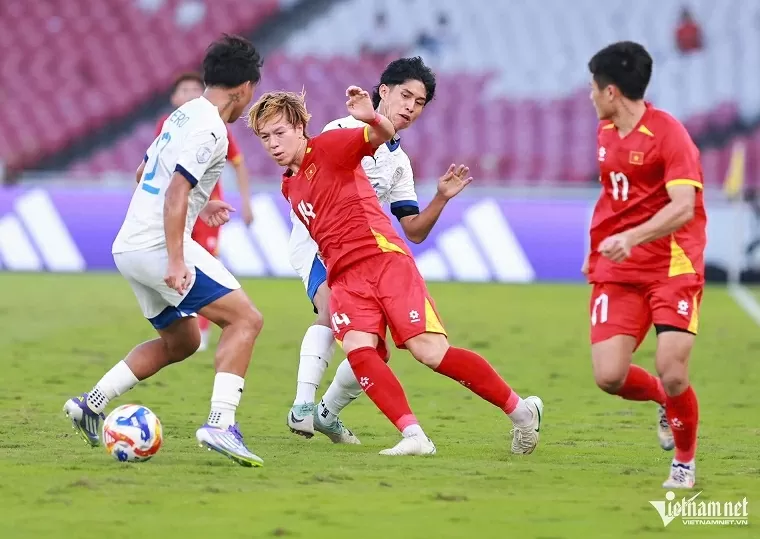 Trận chung kết giữa U23 Việt Nam và U23 Indonesia được dự báo rất căng thẳng Trận chung kết giữa U23 Việt Nam và U23 Indonesia được dự báo rất căng thẳng