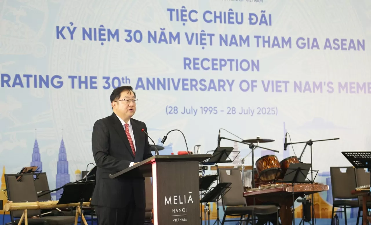 L’ambassadeur de Malaisie au Vietnam, Dato' Tan Yang Thai, lors de la cérémonie de célébration du 30e anniversaire de l’adhésion du Vietnam à l’ASEAN (28 juillet 1995 - 28 juillet 2025). Photo : Thanh Long L’ambassadeur de Malaisie au Vietnam, Dato' Tan Yang Thai, lors de la cérémonie de célébration du 30e anniversaire de l’adhésion du Vietnam à l’ASEAN (28 juillet 1995 - 28 juillet 2025). Photo : Thanh Long