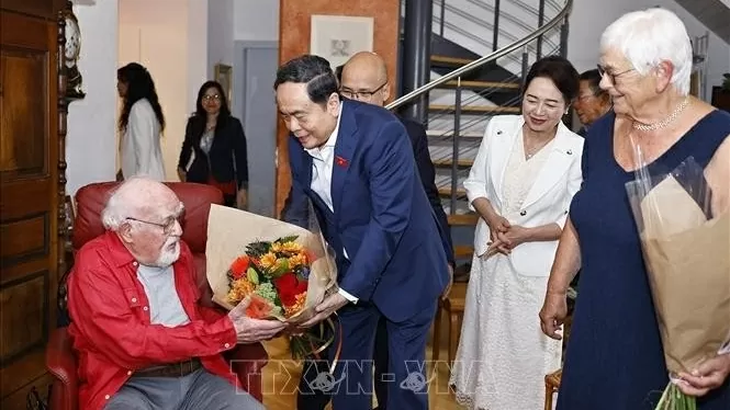 National Assembly Chairman Tran Thanh Man visits Swiss friend with strong ties to Can Tho city