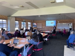 Xây dựng cầu nối giáo dục bền vững giữa Việt Nam và Tây Australia