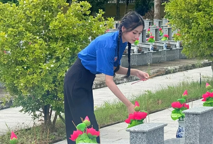 Hoa hậu Môi trường thế giới Nguyễn Thanh Hà đồng hành cùng chương trình Kỳ nghỉ hồng Hoa hậu Môi trường thế giới Nguyễn Thanh Hà đồng hành cùng chương trình Kỳ nghỉ hồng