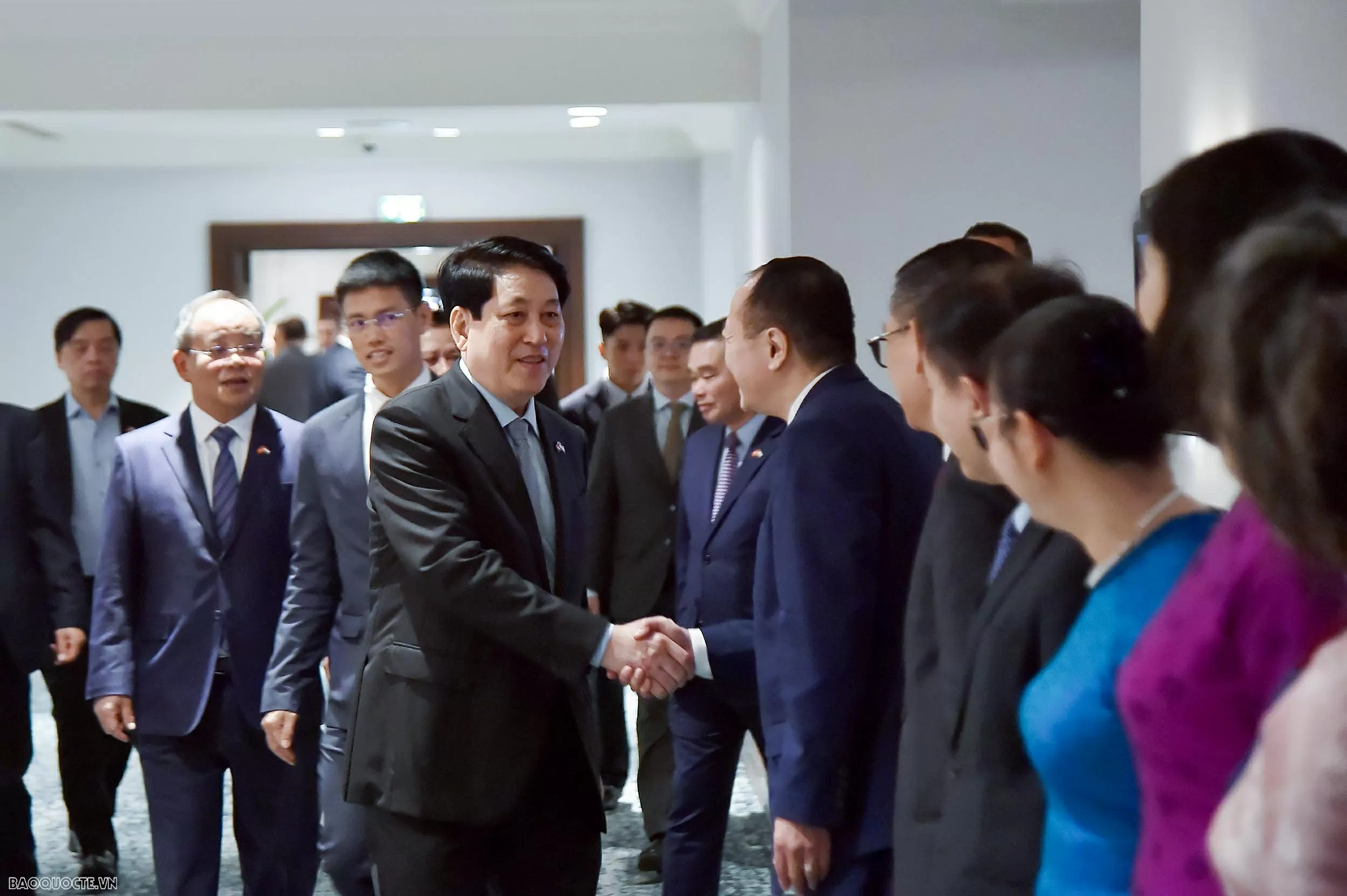 Chủ tịch nước Lương Cường gặp các Đại sứ Việt Nam tại châu Phi: Đẩy mạnh triển khai đường lối đối ngoại, nâng tầm quan hệ Việt Nam – châu Phi Chủ tịch nước Lương Cường gặp các Đại sứ Việt Nam tại châu Phi: Đẩy mạnh triển khai đường lối đối ngoại, nâng tầm quan hệ Việt Nam – châu Phi