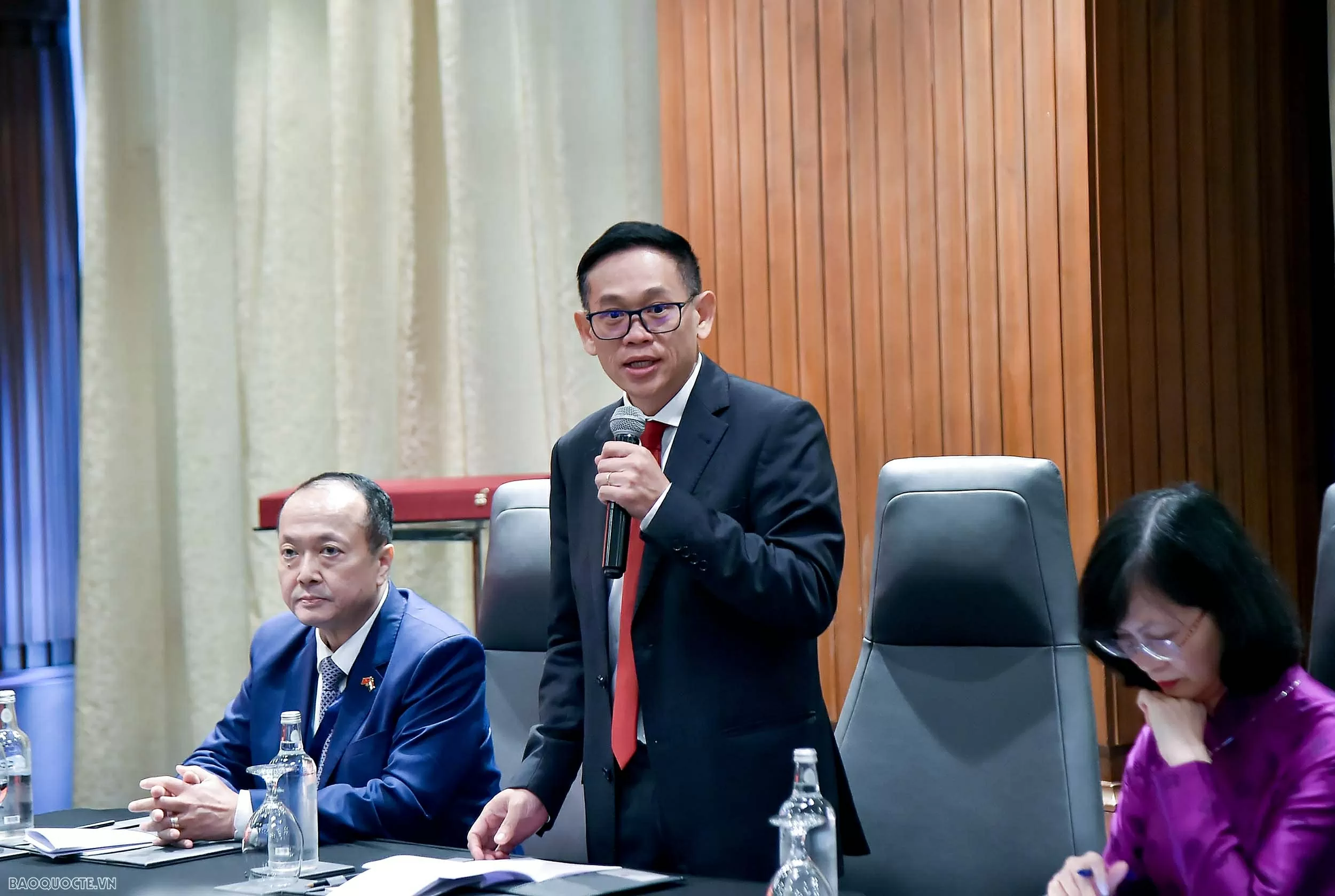 Chủ tịch nước Lương Cường gặp các Đại sứ Việt Nam tại châu Phi: Đẩy mạnh triển khai đường lối đối ngoại, nâng tầm quan hệ Việt Nam – châu Phi Chủ tịch nước Lương Cường gặp các Đại sứ Việt Nam tại châu Phi: Đẩy mạnh triển khai đường lối đối ngoại, nâng tầm quan hệ Việt Nam – châu Phi