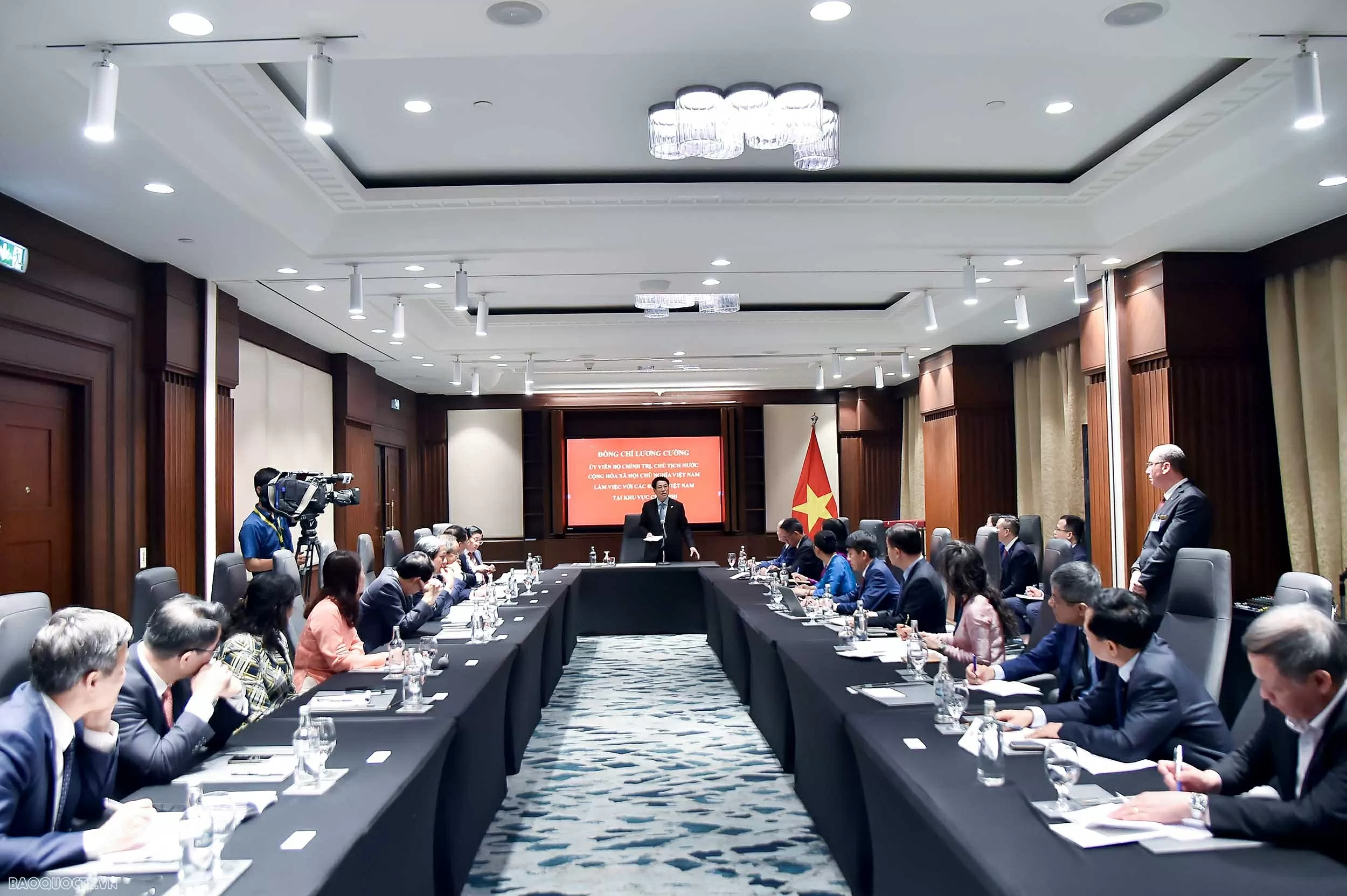 Chủ tịch nước Lương Cường gặp các Đại sứ Việt Nam tại châu Phi: Đẩy mạnh triển khai đường lối đối ngoại, nâng tầm quan hệ Việt Nam – châu Phi Chủ tịch nước Lương Cường gặp các Đại sứ Việt Nam tại châu Phi: Đẩy mạnh triển khai đường lối đối ngoại, nâng tầm quan hệ Việt Nam – châu Phi