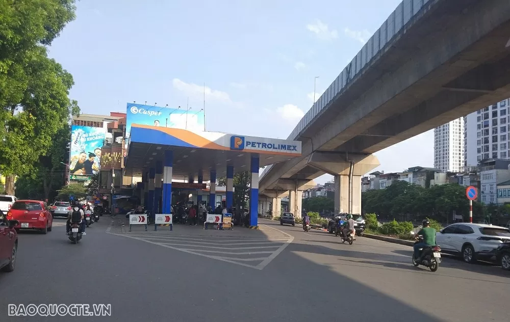 Xăng sinh học E10: Lợi hại ra sao? Xăng sinh học E10: Lợi hại ra sao?