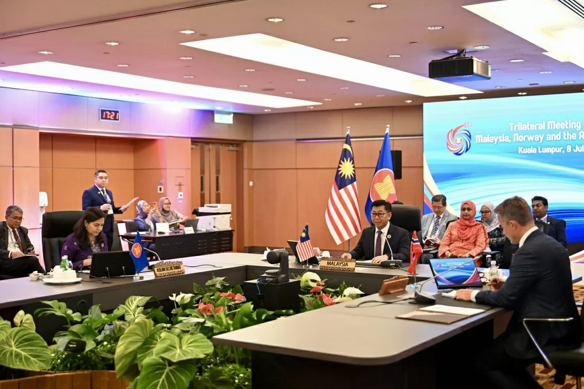 Cuộc họp ba bên giữa Malaysia, Na Uy và Ban Thư ký ASEAN diễn ra tại Kuala Lumpur, Malaysia ngày 8/7/2025. (Nguồn: asean.org)