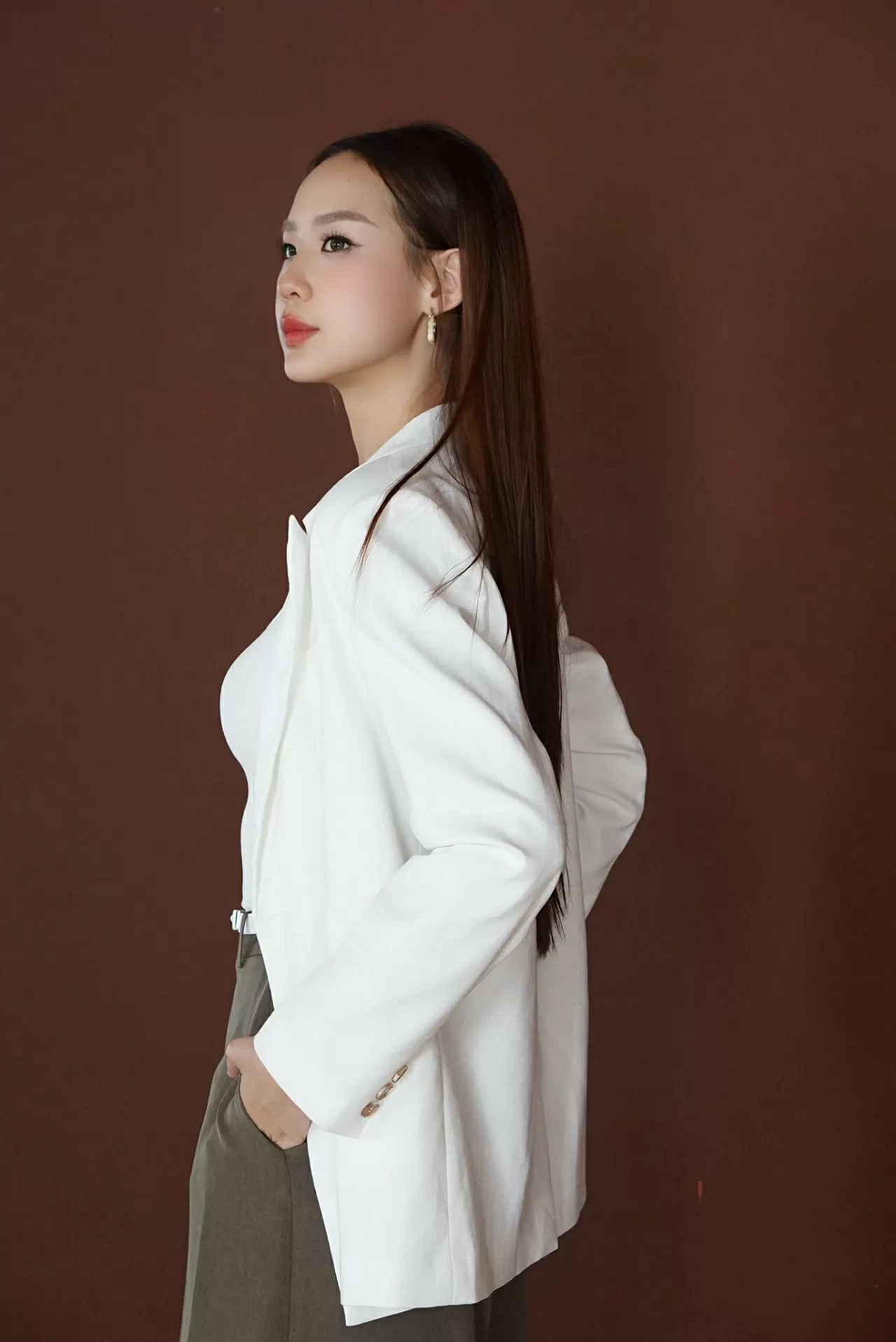 Nhan sắc đời thường dịu dàng của Hoa hậu Bảo Ngọc