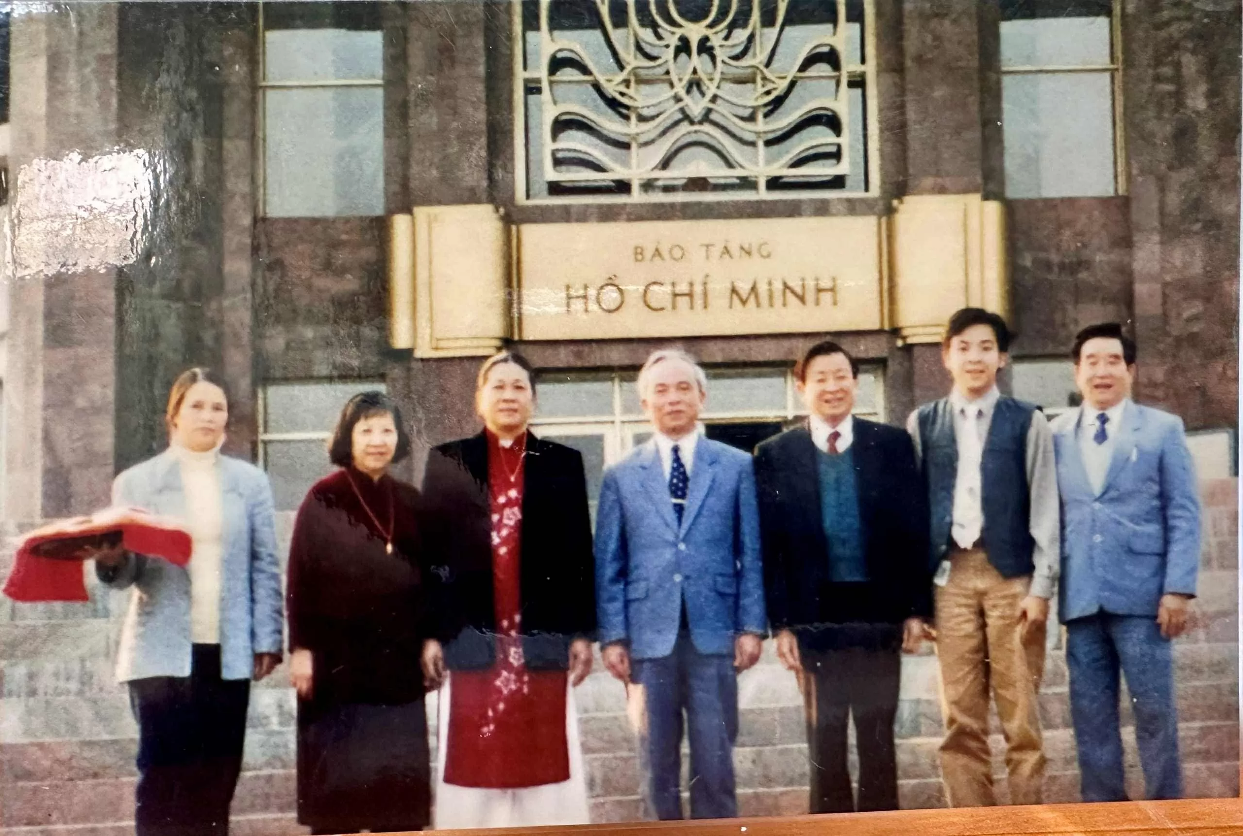 Tượng Bác Hồ ở châu Phi