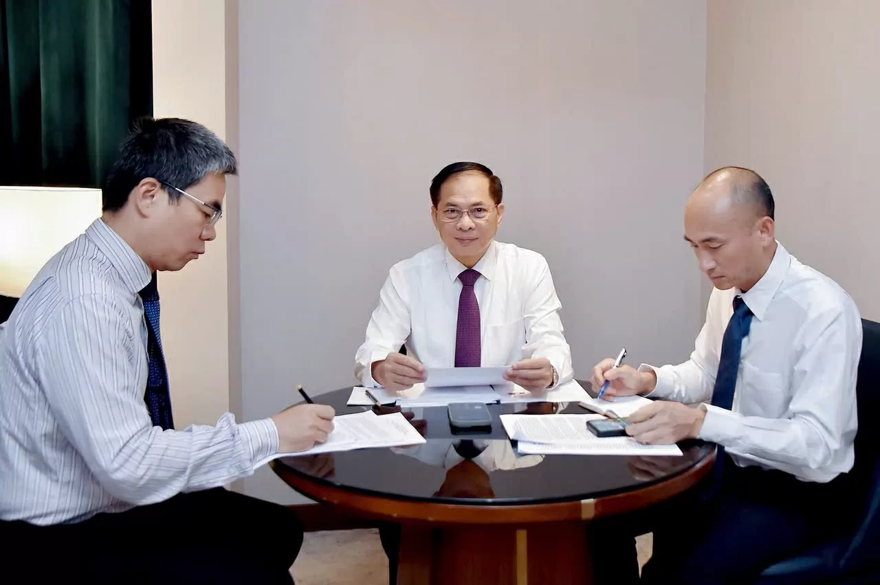 Phó Thủ tướng Chính phủ, Bộ trưởng Ngoại giao Bùi Thanh Sơn điện đàm với Bộ trưởng Ngoại giao Hàn Quốc ngày 6/8/2025. (Ảnh: Bảo Chi) Phó Thủ tướng Chính phủ, Bộ trưởng Ngoại giao Bùi Thanh Sơn điện đàm với Bộ trưởng Ngoại giao Hàn Quốc ngày 6/8/2025. (Ảnh: Bảo Chi)