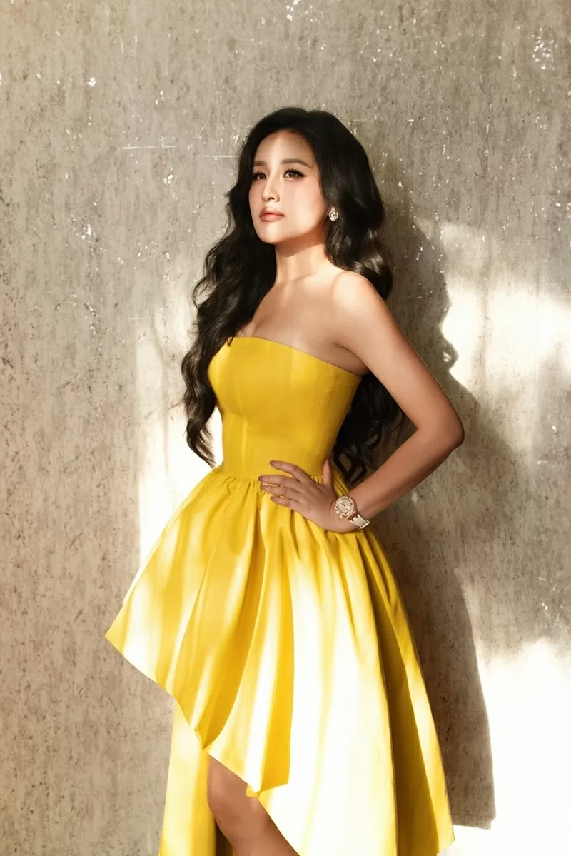 Mai Phương Thuý chụp ảnh rạng ngời đón tuổi 37, kỷ niệm 19 năm đăng quang Hoa hậu Việt Nam Mai Phương Thuý chụp ảnh rạng ngời đón tuổi 37, kỷ niệm 19 năm đăng quang Hoa hậu Việt Nam