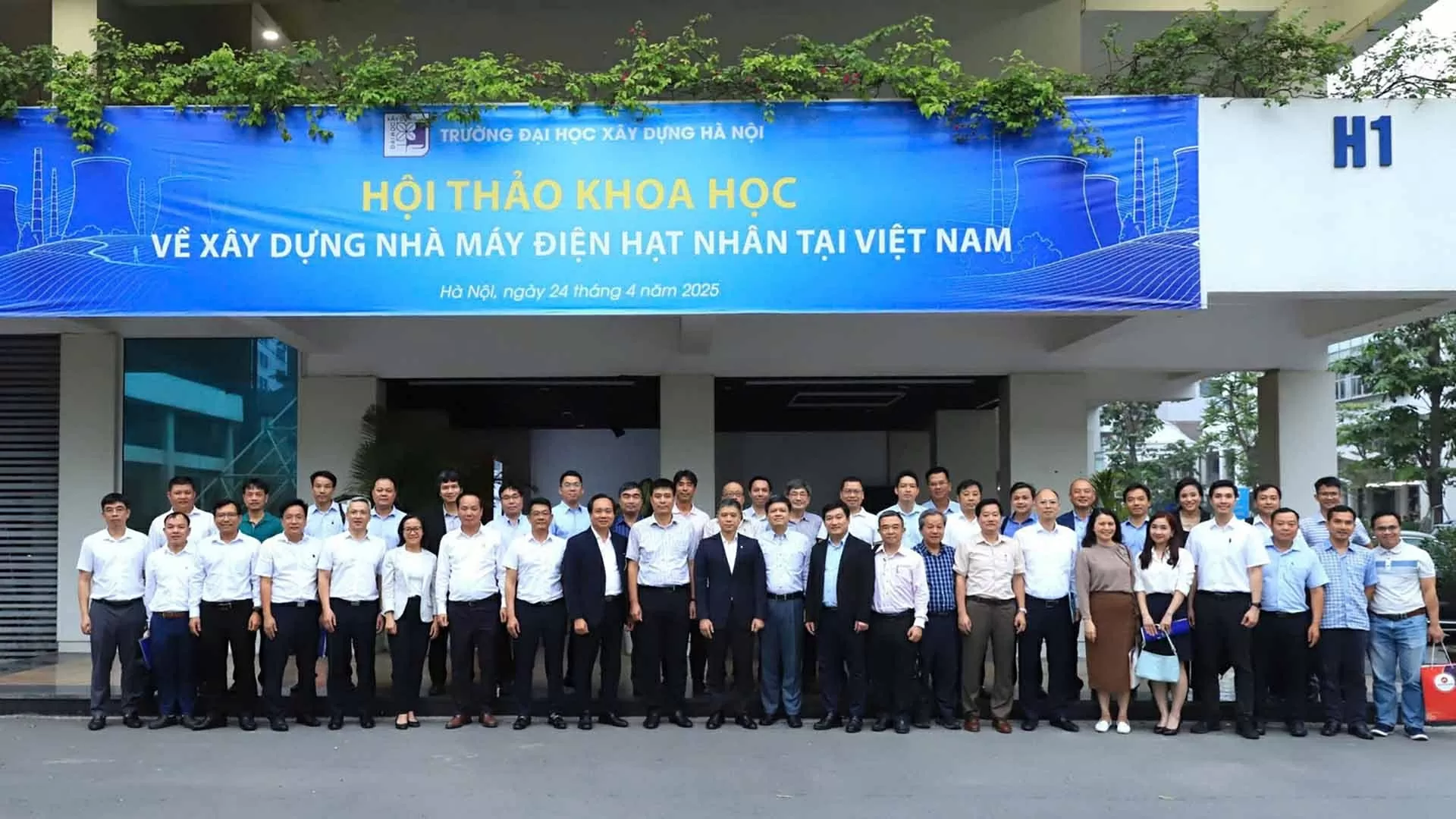 Chắp cánh Việt Nam