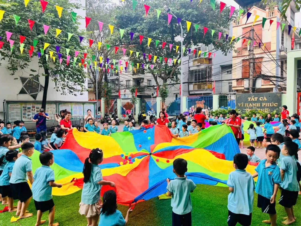 Trang bị kỹ năng sinh tồn và tâm lý vững vàng cho trẻ trước biến đổi khí hậu