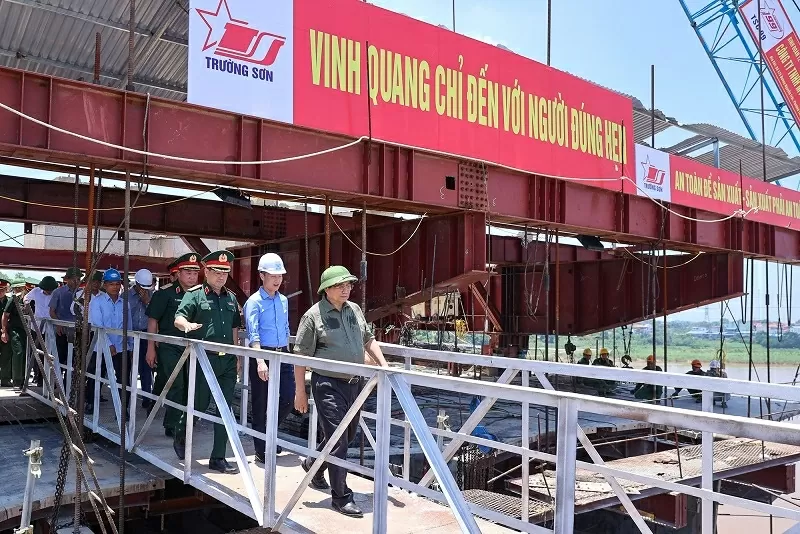 Thủ tướng kiểm tra, thúc đẩy triển khai các dự án hạ tầng trên địa bàn Phú Thọ