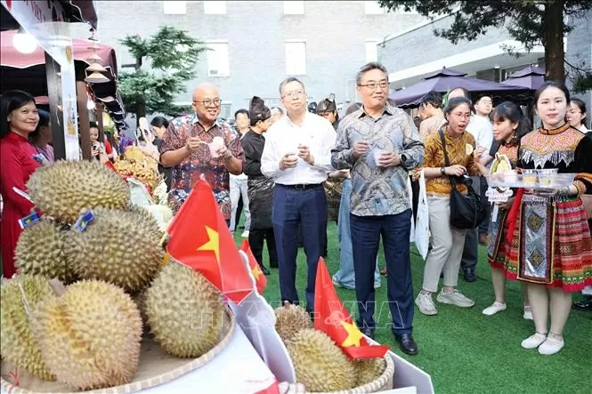 Sầu riêng Việt Nam ghi dấu ấn tại Lễ hội sầu riêng ASEAN-Trung Quốc Sầu riêng Việt Nam ghi dấu ấn tại Lễ hội sầu riêng ASEAN-Trung Quốc