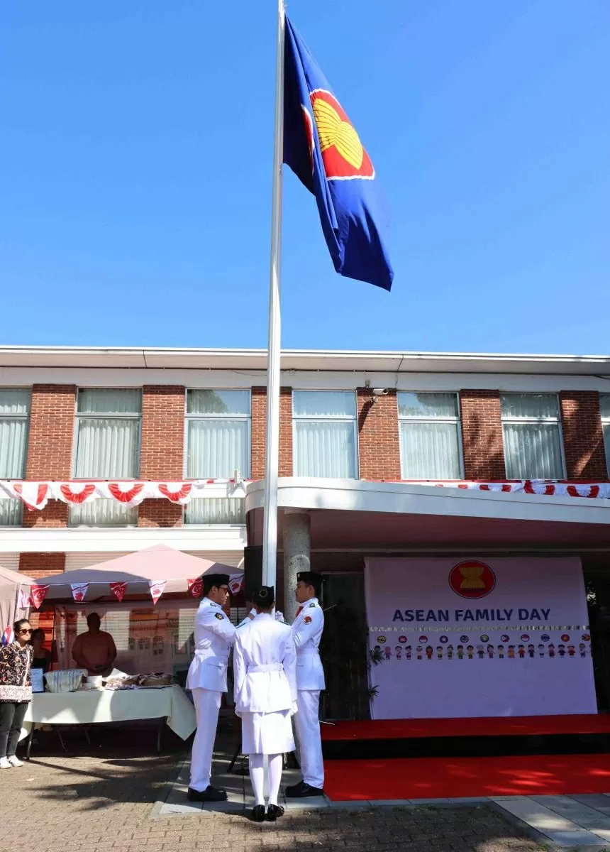 Rực rỡ nét đẹp đoàn kết ASEAN giữa trái tim châu Âu