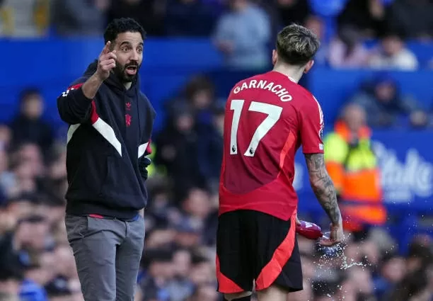Chơi bài ngửa, Garnacho gửi thông điệp cứng rắn tới Man Utd
