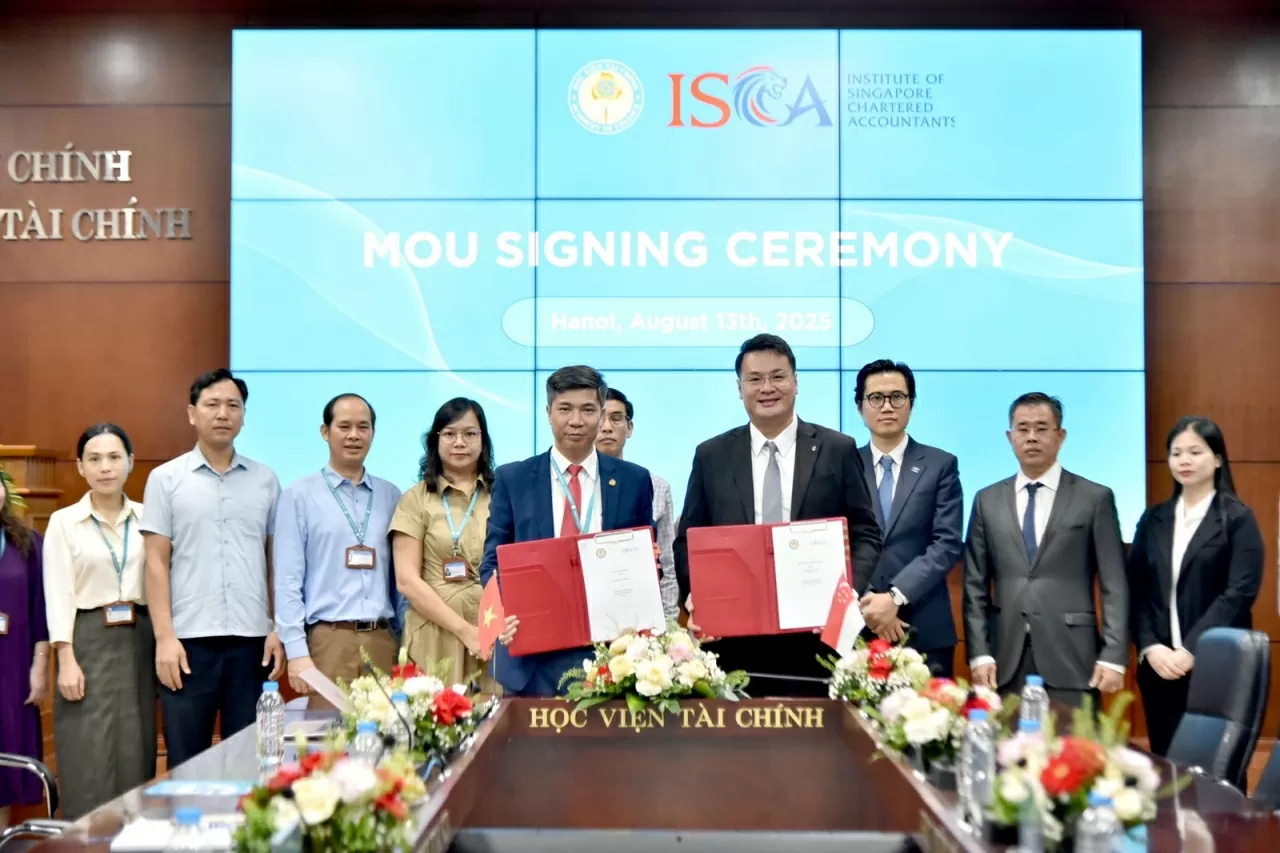 Việt Nam-Singapore bắt tay phát triển nguồn nhân lực chất lượng cao trong lĩnh vực kế toán, kiểm toán và tài chính Việt Nam-Singapore bắt tay phát triển nguồn nhân lực chất lượng cao trong lĩnh vực kế toán, kiểm toán và tài chính