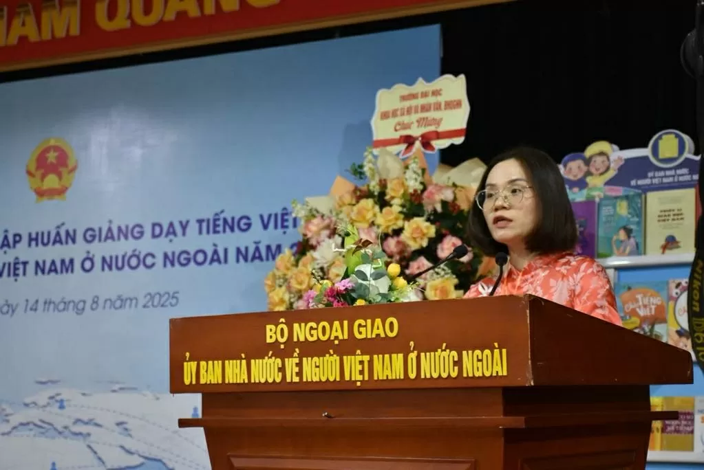 Khoảng 80 học viên tham gia Khóa tập huấn giảng dạy tiếng Việt cho giáo viên người Việt Nam ở nước ngoài năm 2025