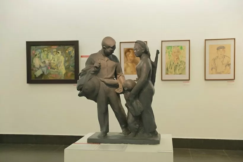 Triển lãm 'Những người con của Tổ quốc' tại Bảo tàng Mỹ thuật Việt Nam