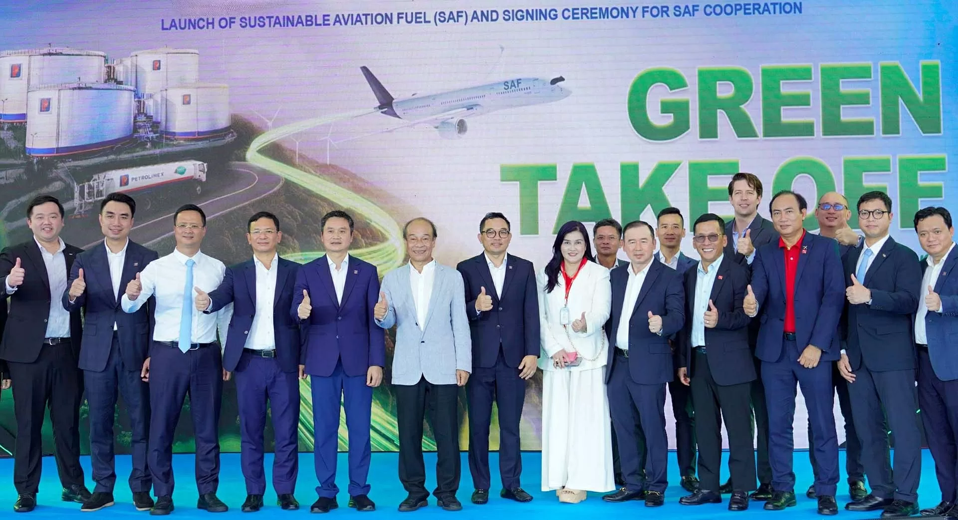 Vietjet hợp tác cùng Petrolimex sử dụng nhiên liệu SAF Vietjet hợp tác cùng Petrolimex sử dụng nhiên liệu SAF