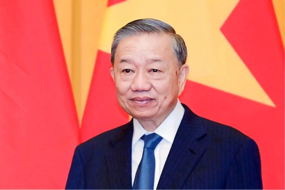 80 năm - Vinh quang Công an nhân dân Việt Nam