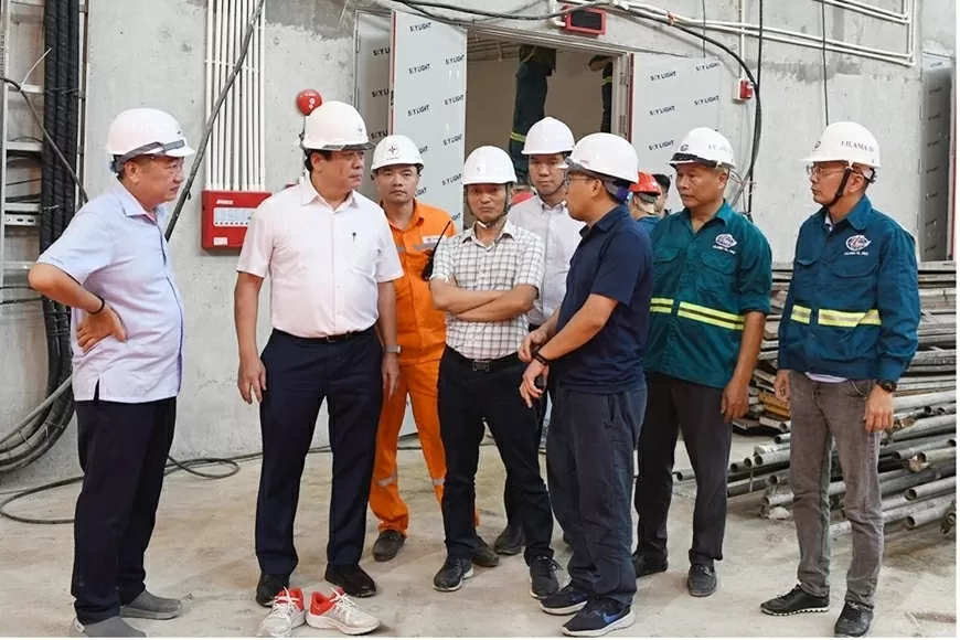 Hai tổ máy số 1 và 2 dự án nhà máy thuỷ điện Hoà Bình mở rộng tích cực hoàn thành lắp đặt vì an ninh năng lượng quốc gia