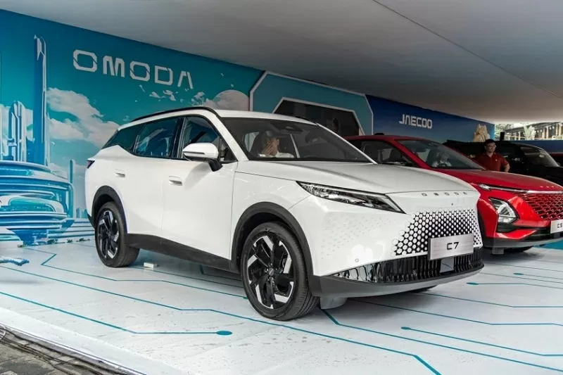 Cận cảnh Omoda C7 vừa trình làng tại Việt Nam, giá từ 839 triệu đồng