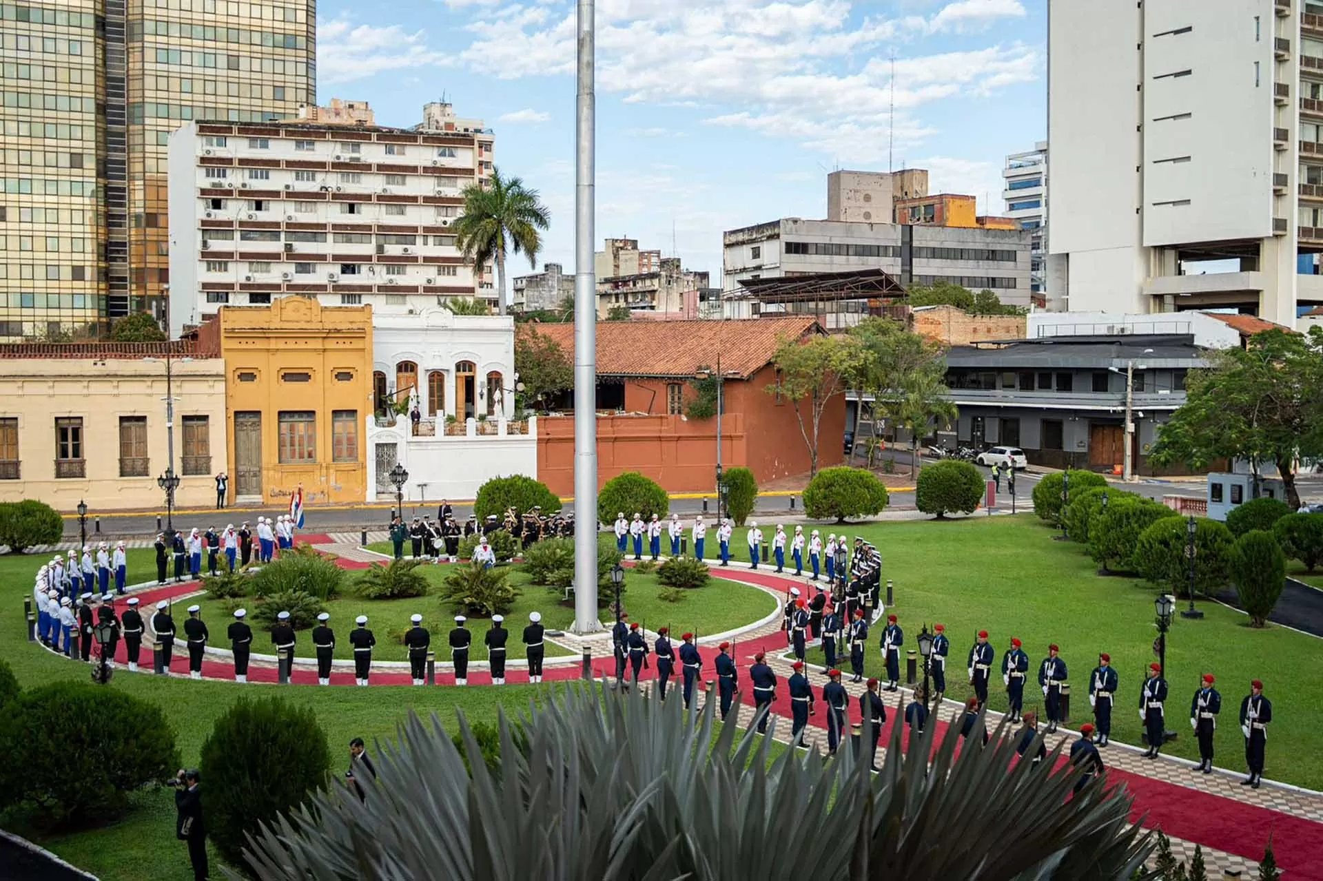 Đại sứ Ngô Minh Nguyệt trình Thư ủy nhiệm lên Tổng thống Paraguay Đại sứ Ngô Minh Nguyệt trình Thư ủy nhiệm lên Tổng thống Paraguay