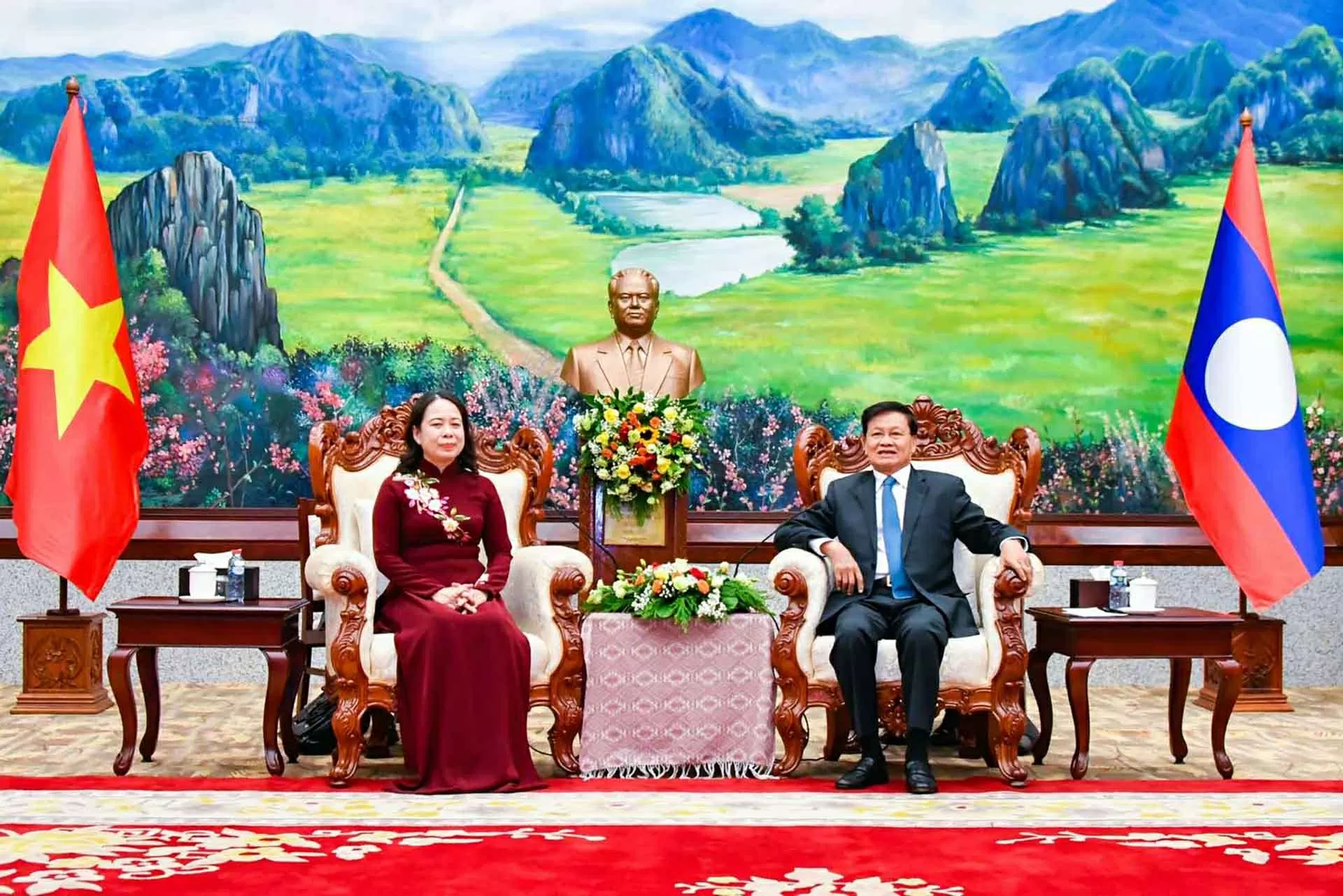 Tăng cường hơn nữa mối quan hệ đặc biệt Việt Nam-Lào Tăng cường hơn nữa mối quan hệ đặc biệt Việt Nam-Lào