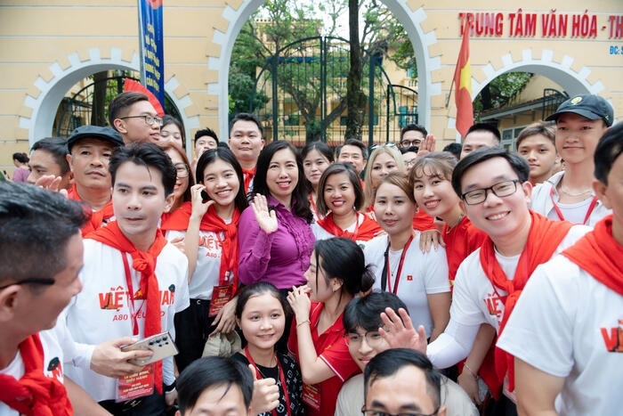 Thứ trưởng Ngoại giao Lê Thu Hằng