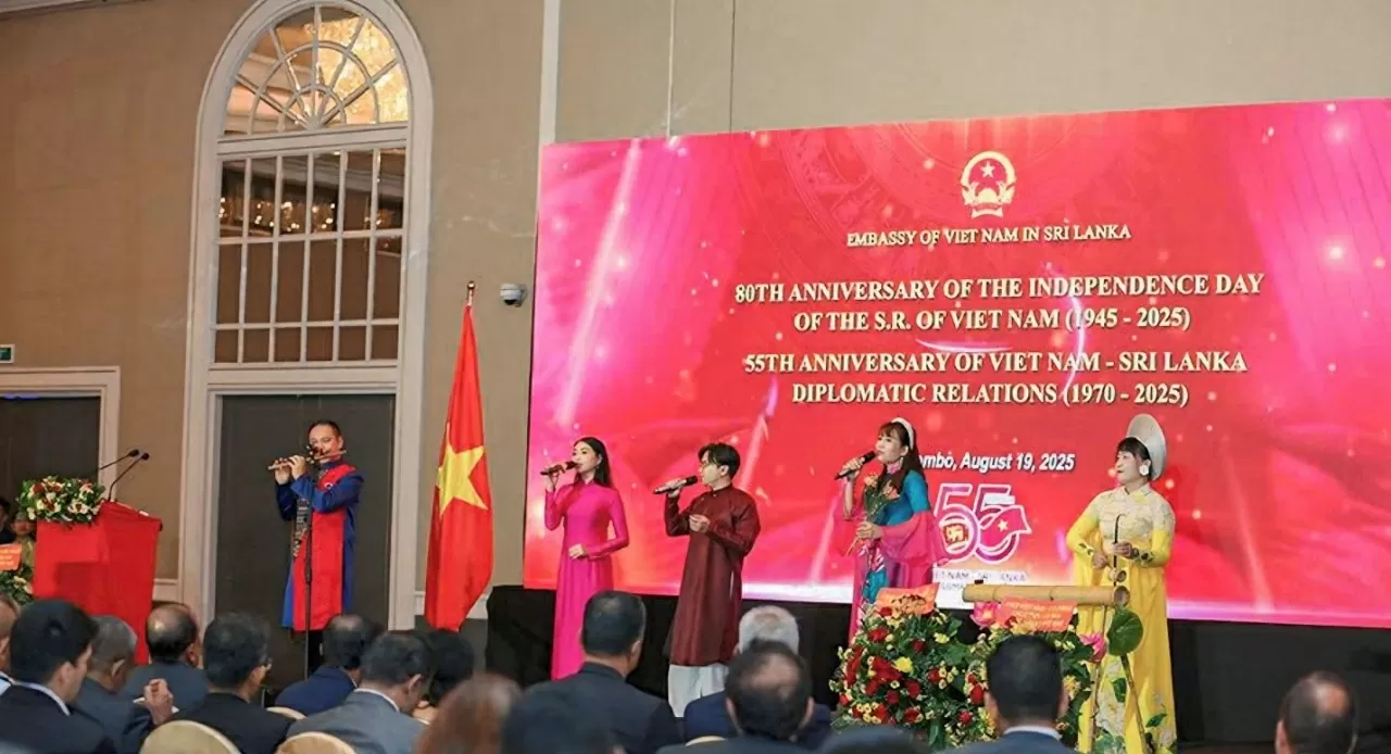 Giao lưu và biểu diễn nghệ thuật gắn kết cộng đồng người Việt tại Sri Lanka