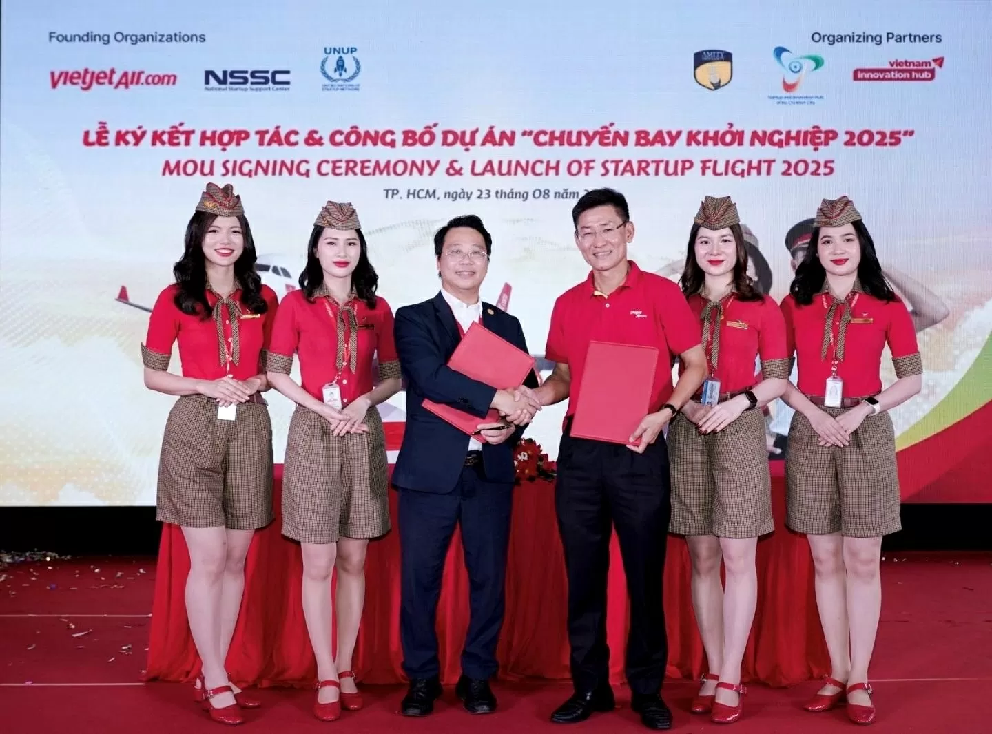 Vietjet “Chuyến bay Khởi nghiệp”, đổi mới sáng tạo Việt Nam - Ấn Độ Vietjet “Chuyến bay Khởi nghiệp”, đổi mới sáng tạo Việt Nam - Ấn Độ