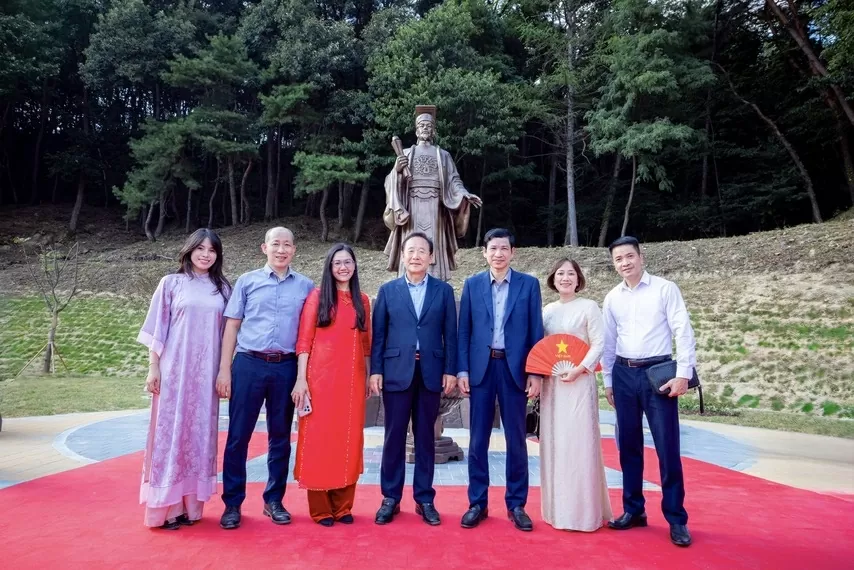 Quảng bá văn hoá, du lịch Việt Nam tại tỉnh Gyeongsangbuk-do, Hàn Quốc Quảng bá văn hoá, du lịch Việt Nam tại tỉnh Gyeongsangbuk-do, Hàn Quốc